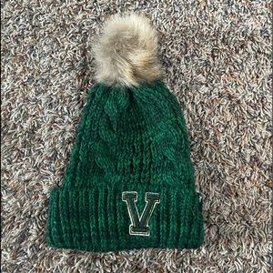 uvm beanie